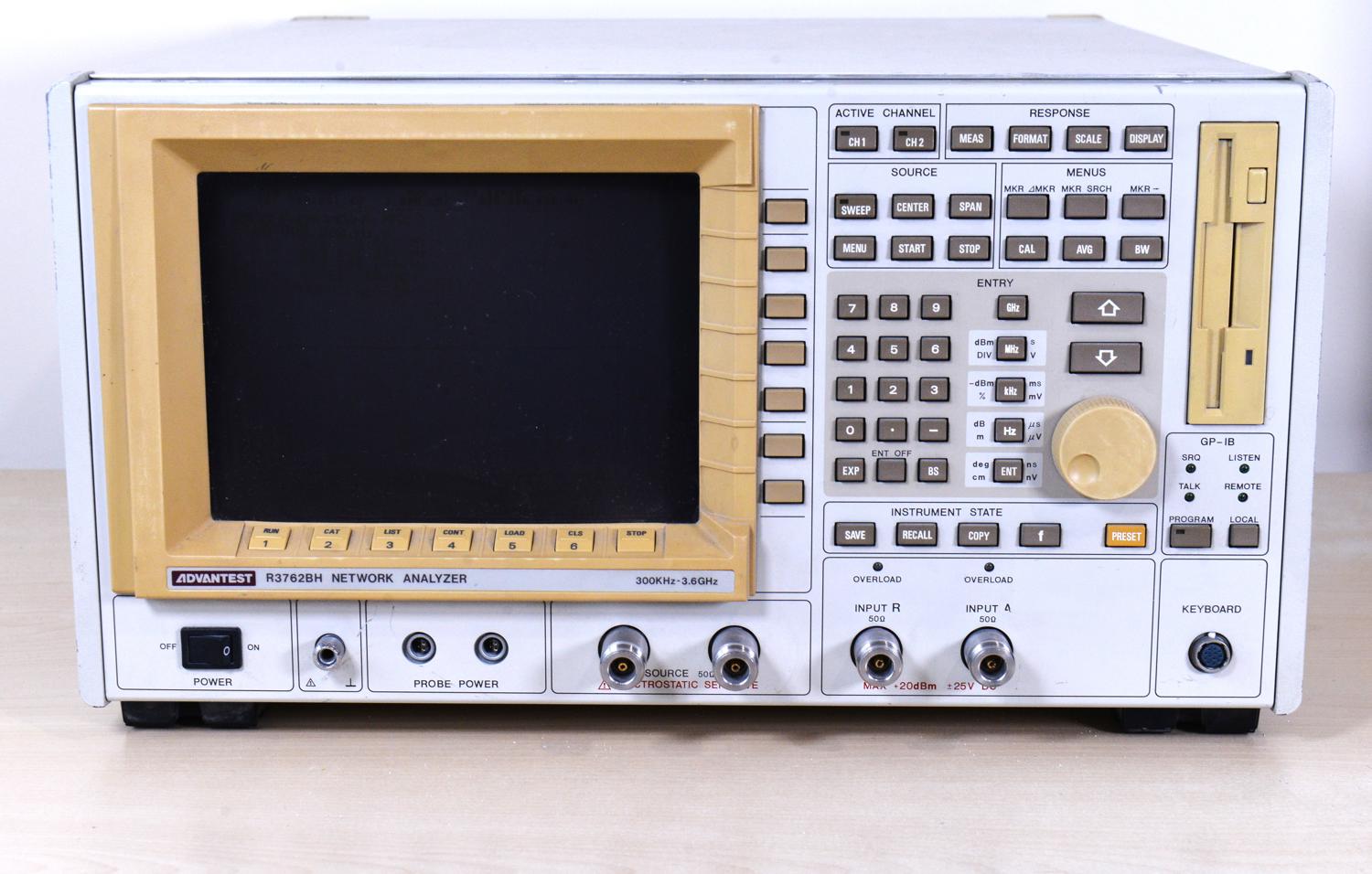 Анализатор цепей Advantest R3762